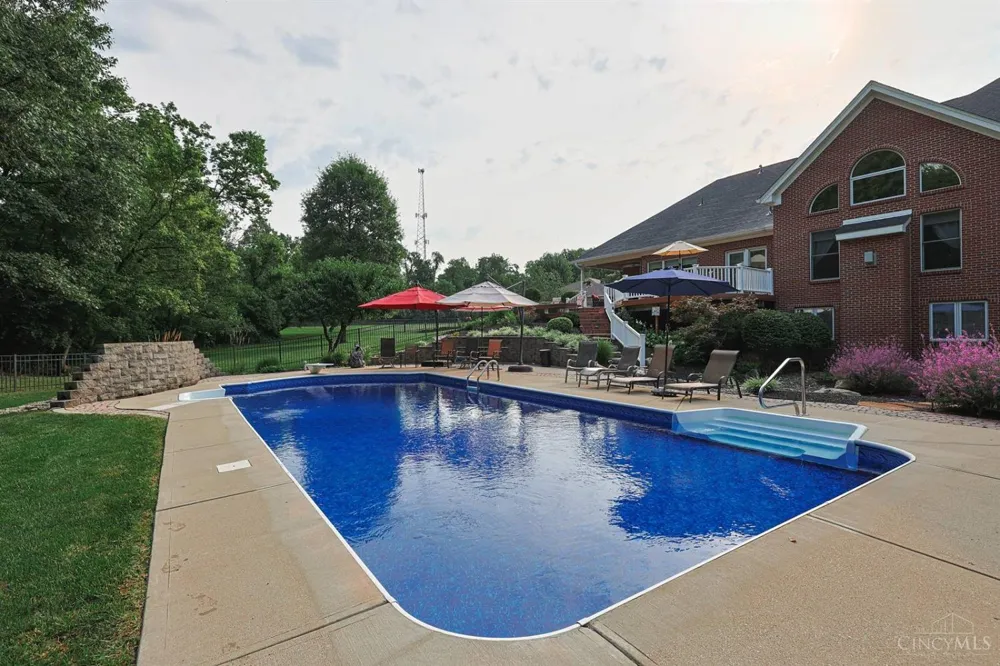 5504 Enterprise Drive Miami, OH 45150