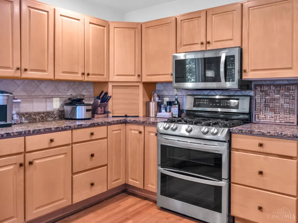 20 Fairwood Drive Miamisburg, OH 45342