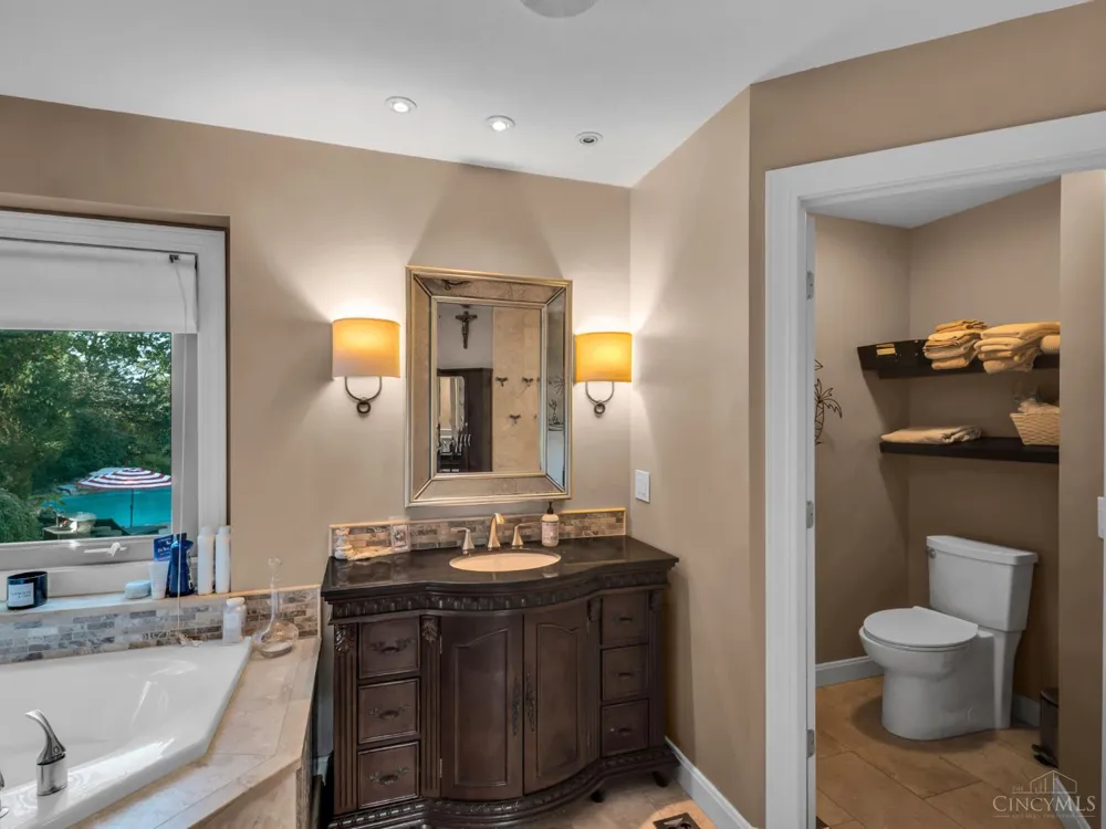 20 Fairwood Drive Miamisburg, OH 45342