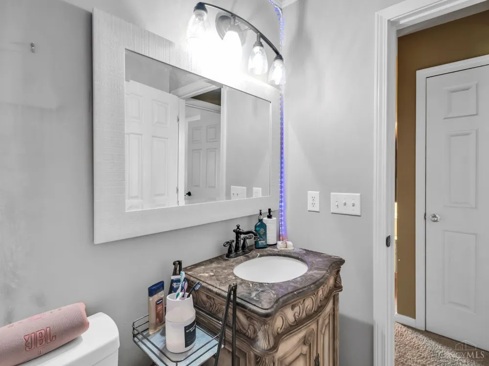 20 Fairwood Drive Miamisburg, OH 45342