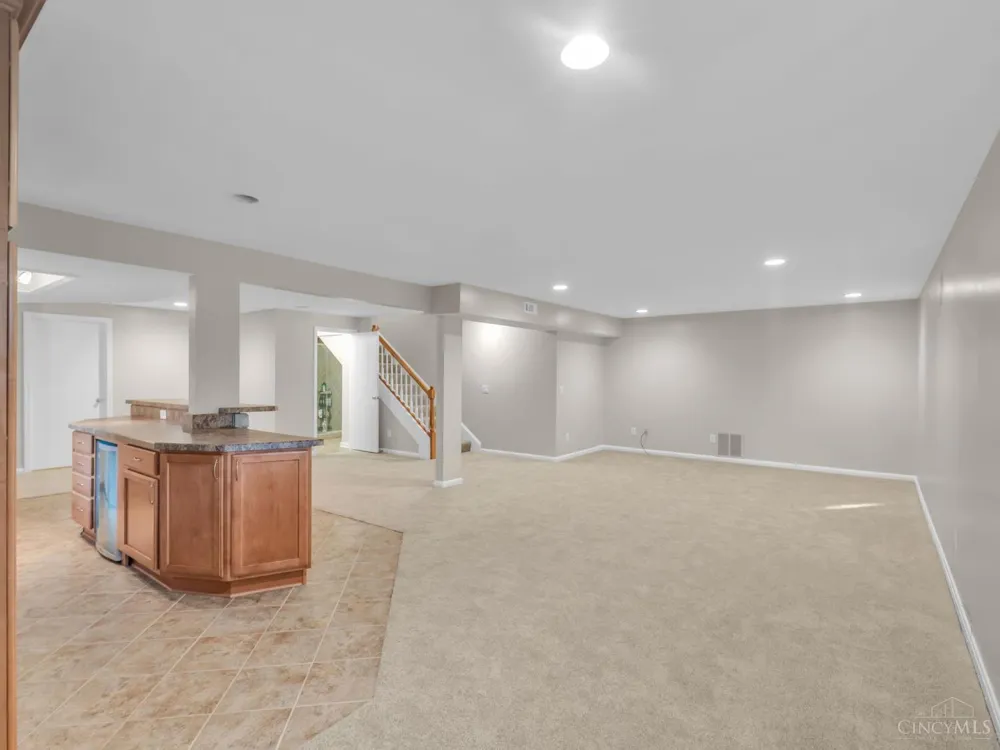 20 Fairwood Drive Miamisburg, OH 45342