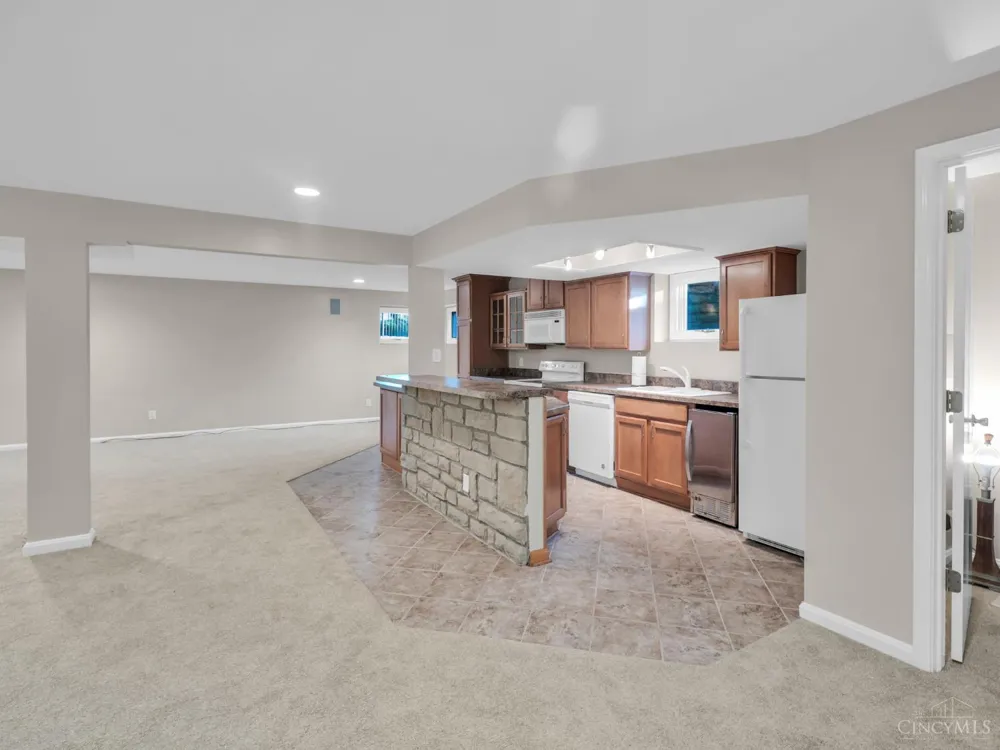 20 Fairwood Drive Miamisburg, OH 45342