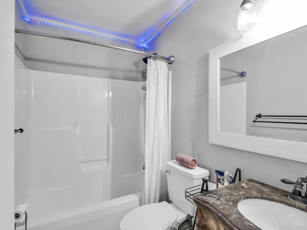 20 Fairwood Drive Miamisburg, OH 45342