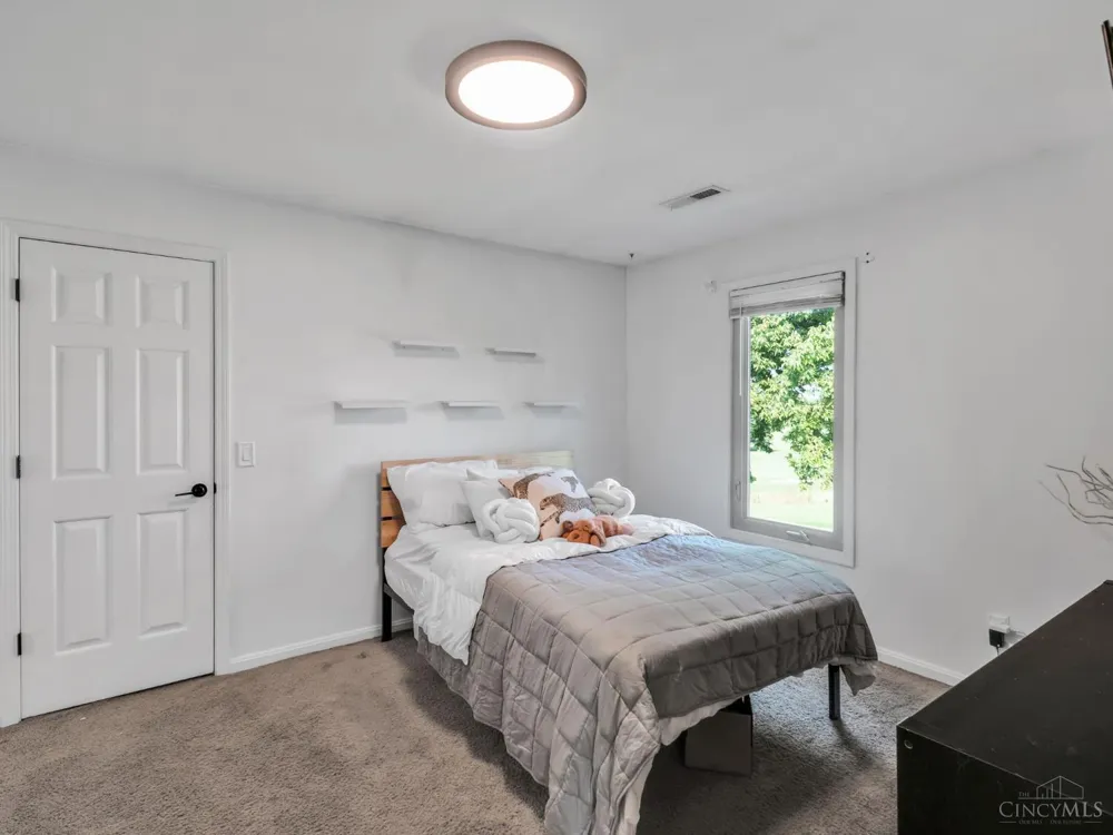 20 Fairwood Drive Miamisburg, OH 45342