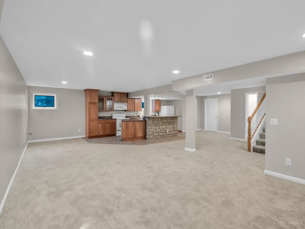 20 Fairwood Drive Miamisburg, OH 45342