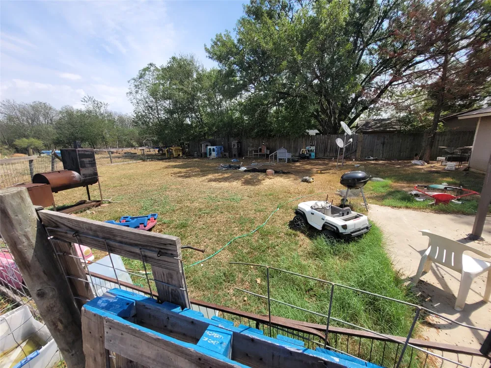 134 Whispering Pines Drive Bastrop, TX 78602