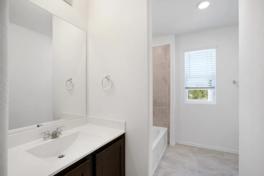 15200 Spruce Frost Cove #A Del Valle, TX 78617