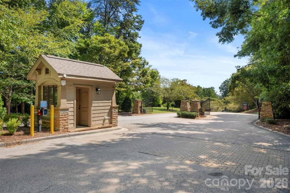 1115 Streamside Lane York, SC 29745