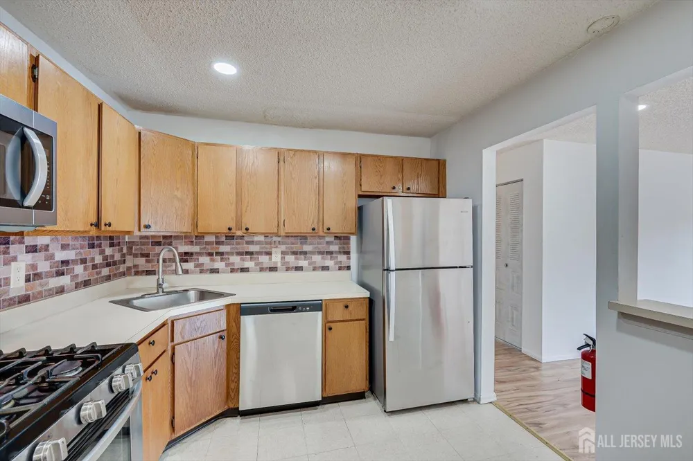 349 Lancaster Court Piscataway, NJ 08854