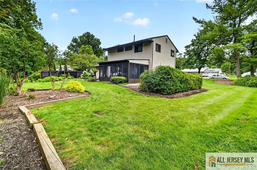 40 Emerald Road South Brunswick, NJ 08824