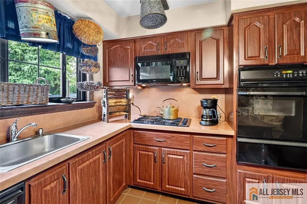 40 Emerald Road South Brunswick, NJ 08824
