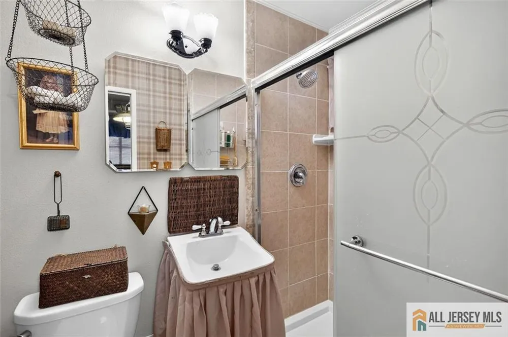 40 Emerald Road South Brunswick, NJ 08824