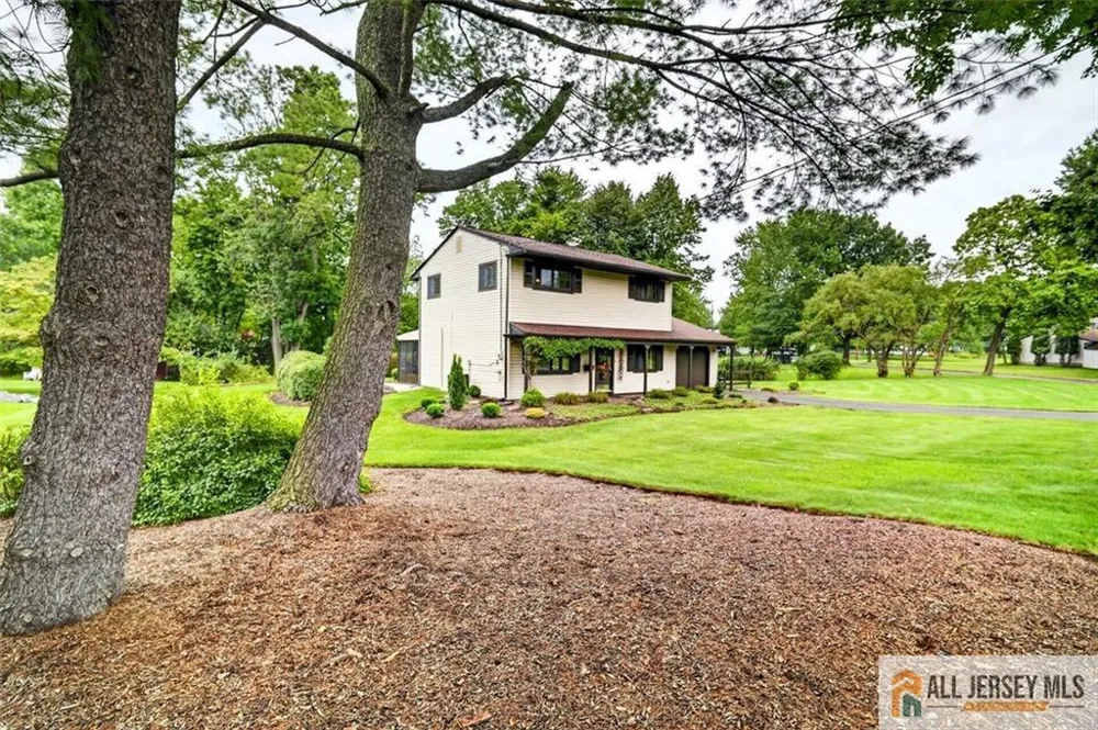 40 Emerald Road South Brunswick, NJ 08824