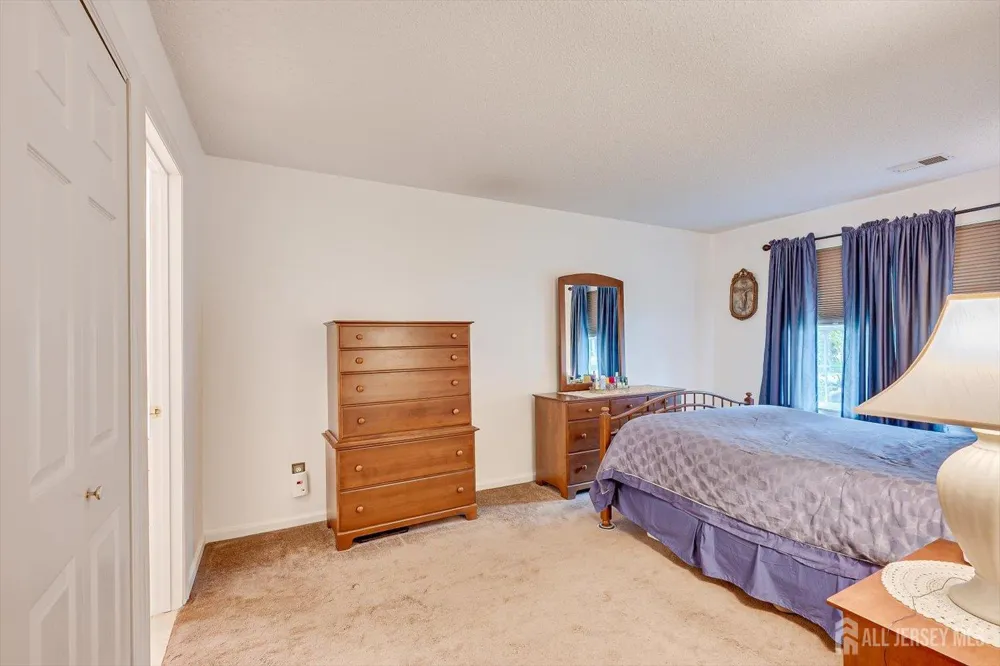 1801 Bayhead Drive Sayreville, NJ 08859