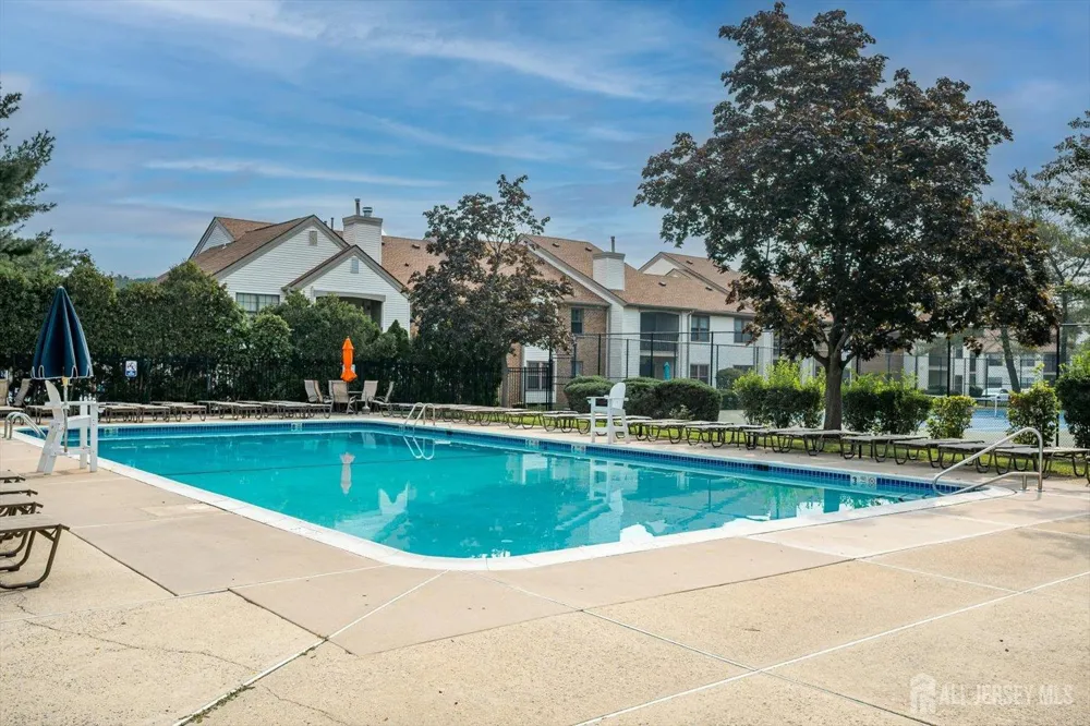 1801 Bayhead Drive Sayreville, NJ 08859