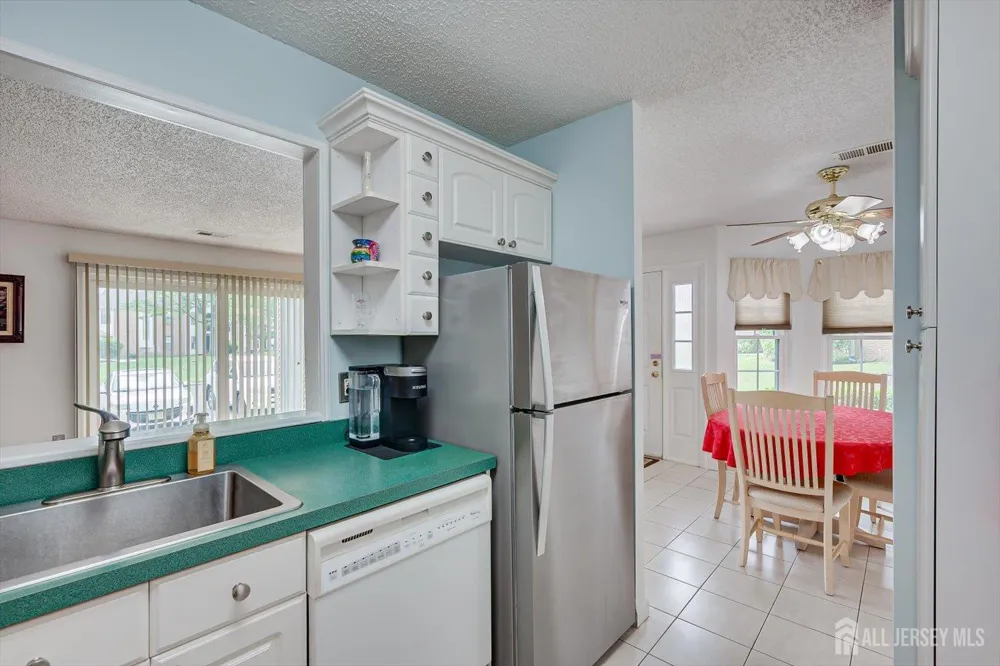 1801 Bayhead Drive Sayreville, NJ 08859