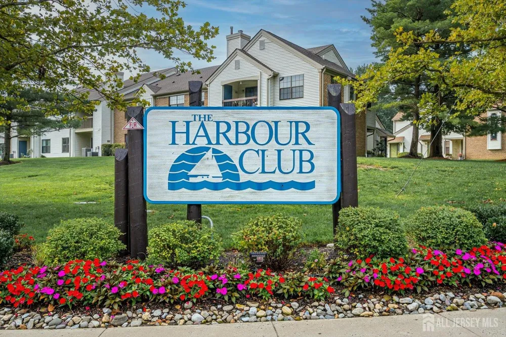 1801 Bayhead Drive Sayreville, NJ 08859