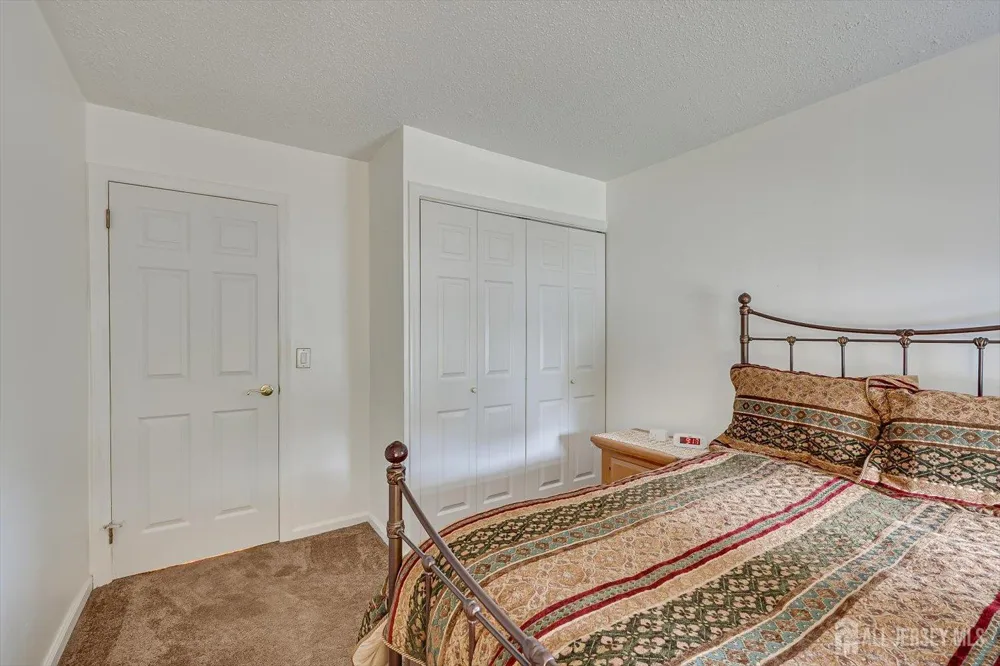 1801 Bayhead Drive Sayreville, NJ 08859