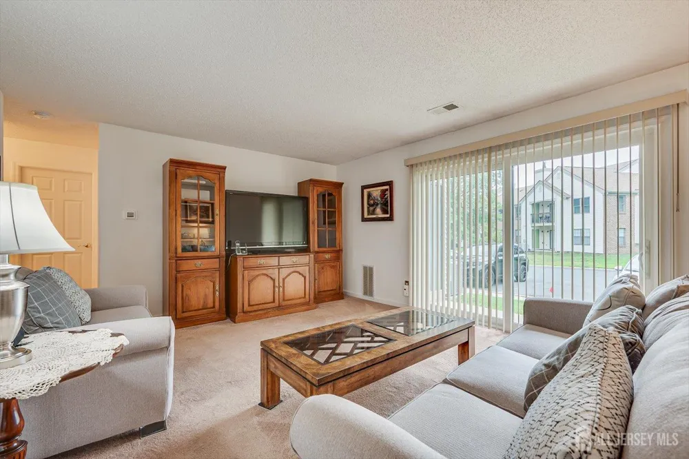 1801 Bayhead Drive Sayreville, NJ 08859