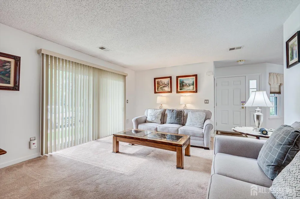 1801 Bayhead Drive Sayreville, NJ 08859