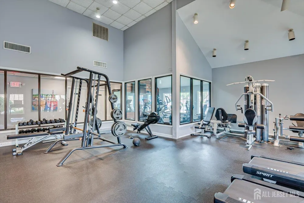 1801 Bayhead Drive Sayreville, NJ 08859