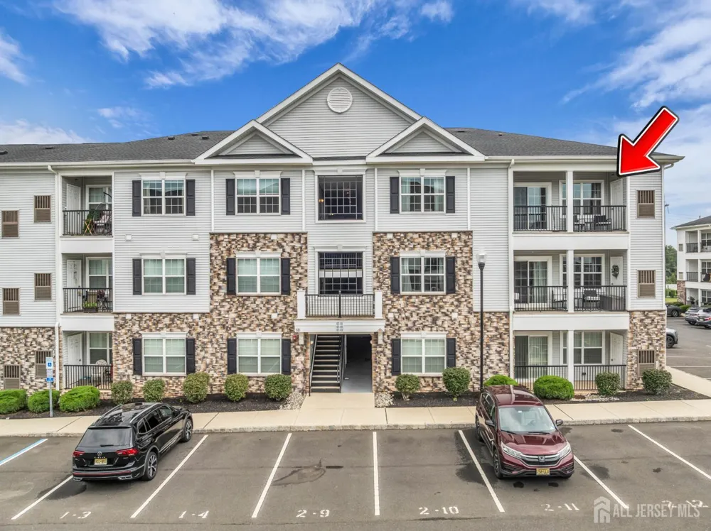 637 Marion Lane Monroe, NJ 08831