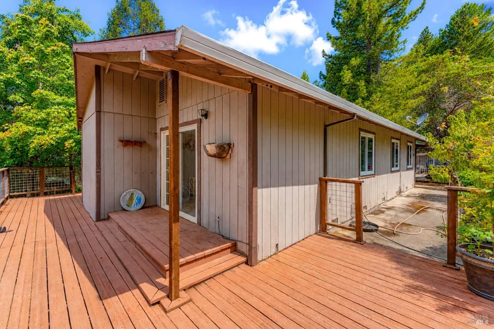 1471 Harrah Place Willits, CA 95490