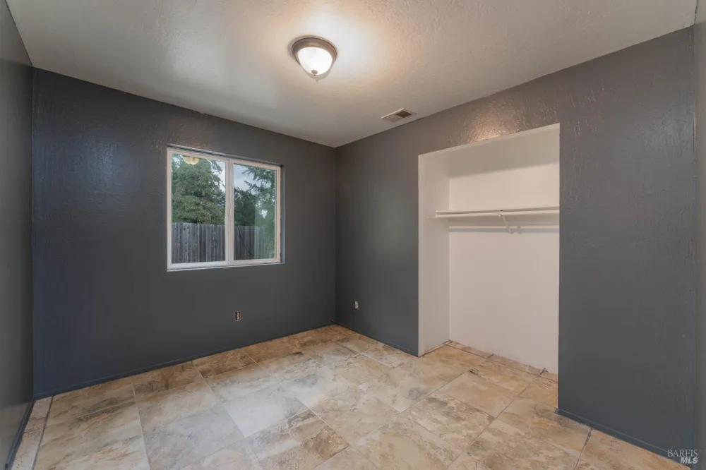 1471 Harrah Place Willits, CA 95490