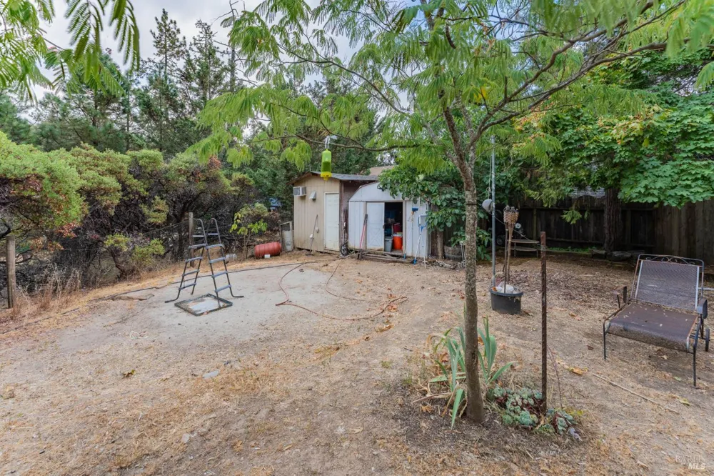1471 Harrah Place Willits, CA 95490