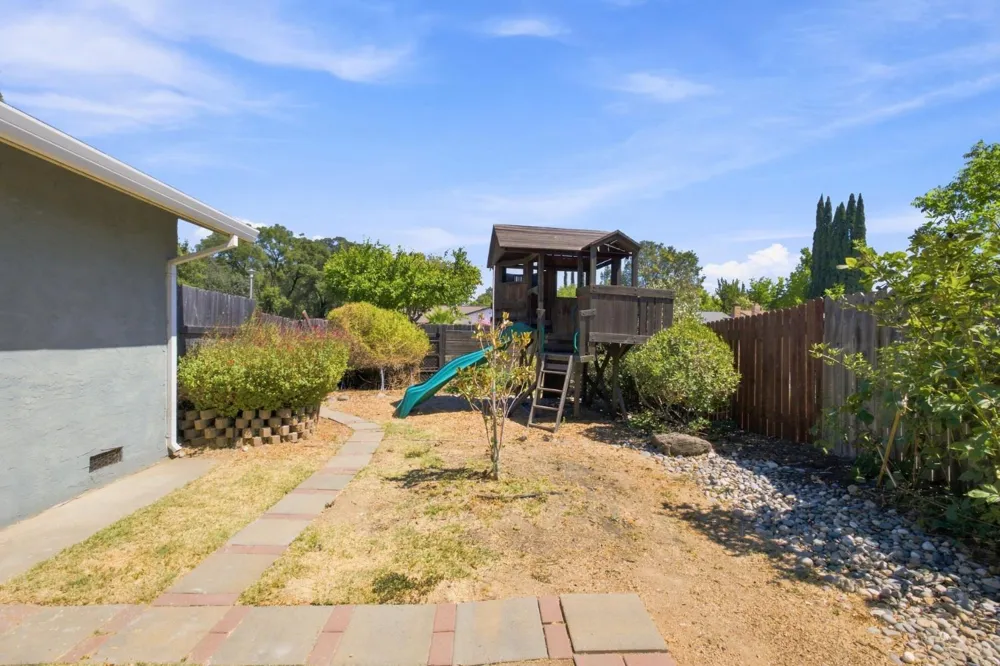 6460 Bay Hill Way Orangevale, CA 95662