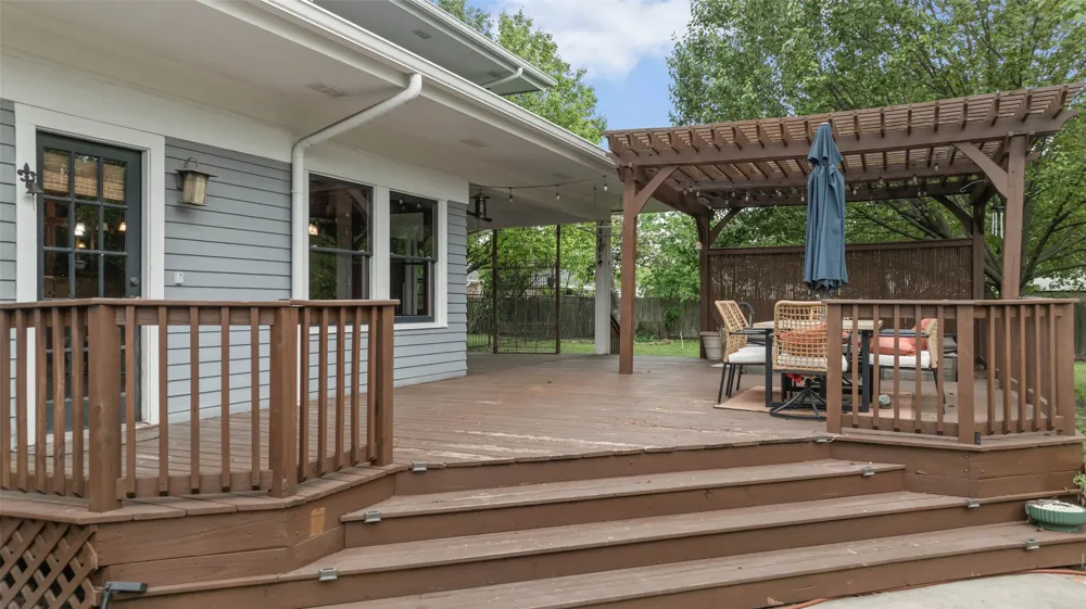 706 S Main Street Farmersville, TX 75442