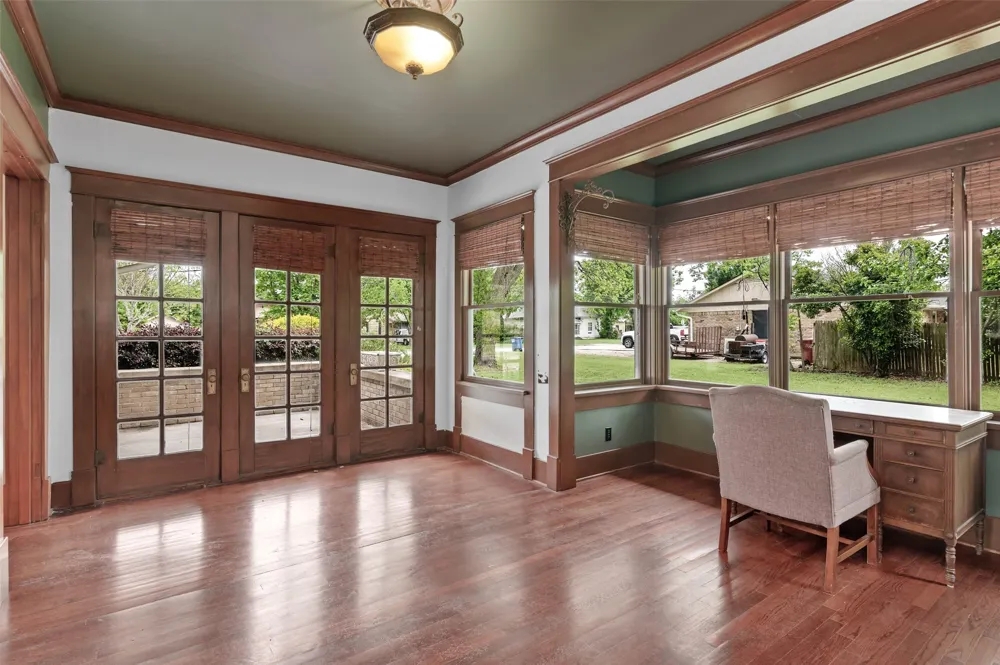 706 S Main Street Farmersville, TX 75442