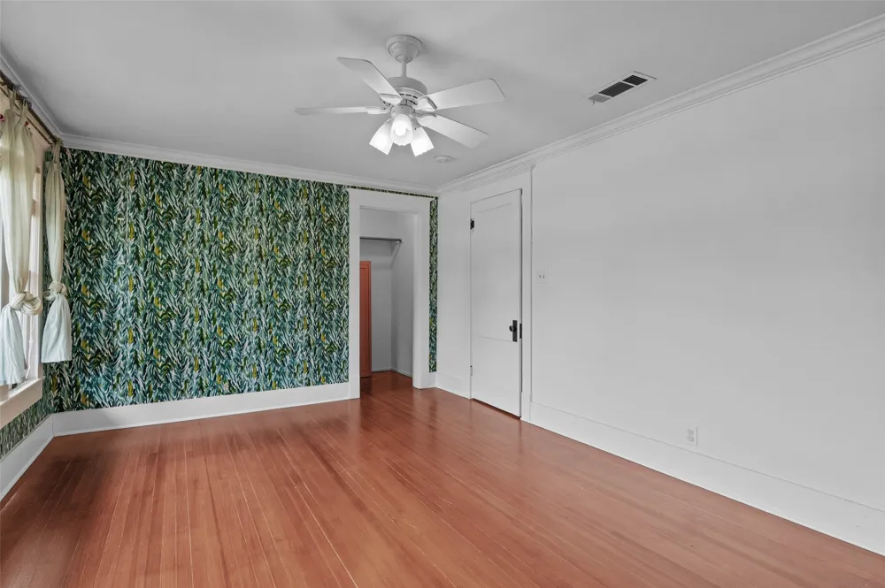 706 S Main Street Farmersville, TX 75442