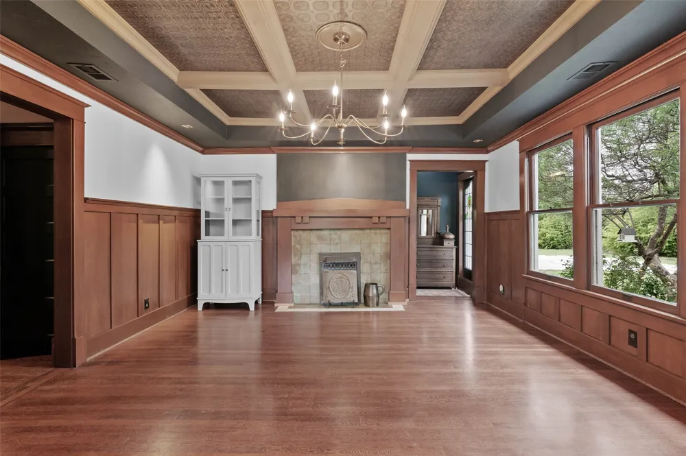 706 S Main Street Farmersville, TX 75442