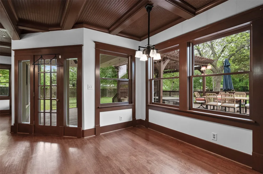 706 S Main Street Farmersville, TX 75442