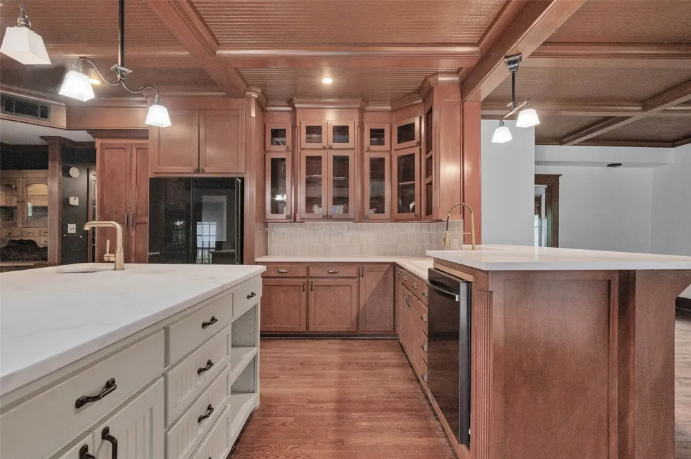 706 S Main Street Farmersville, TX 75442