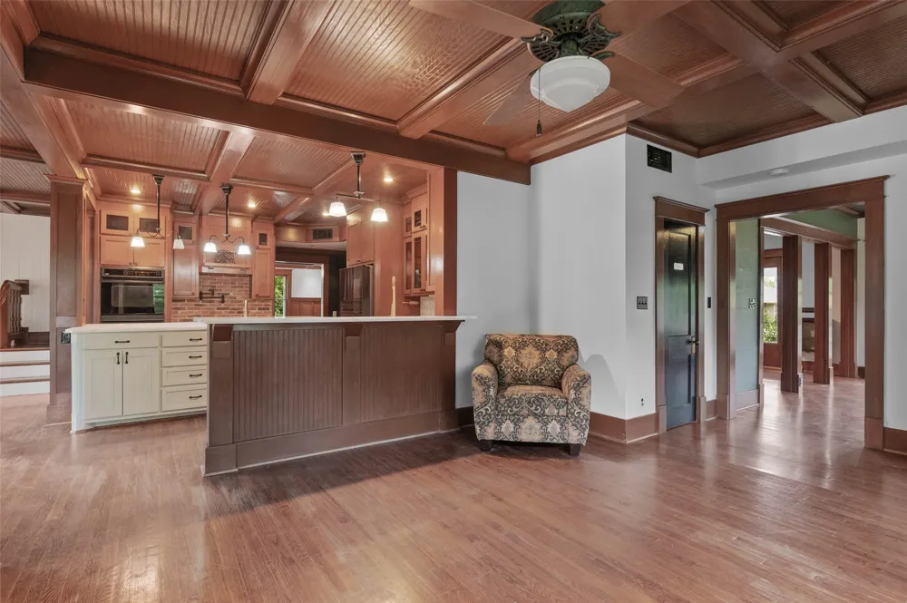 706 S Main Street Farmersville, TX 75442