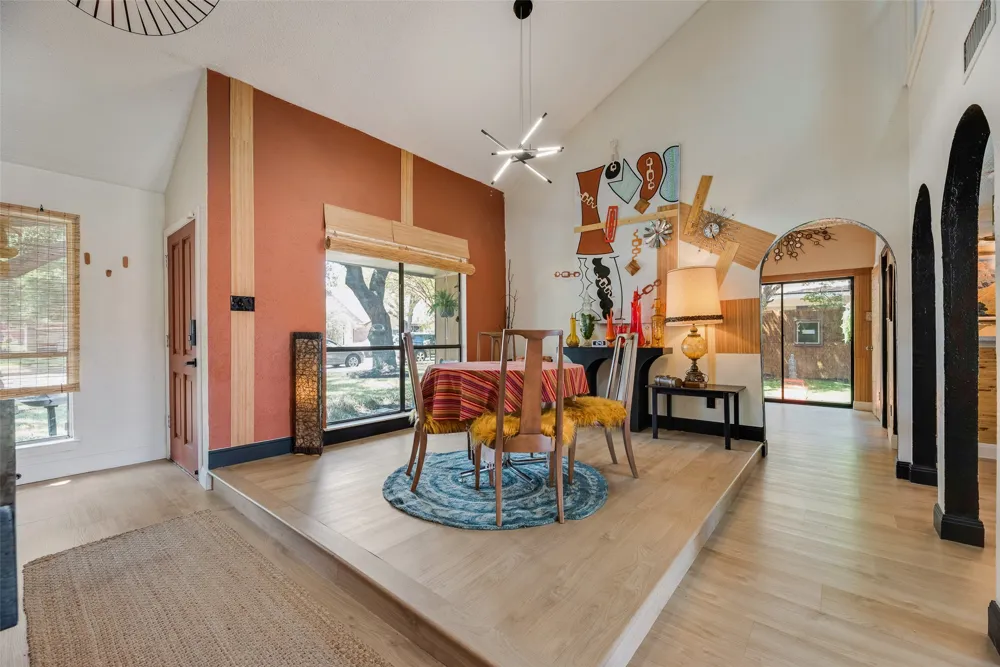 513 San Pedro Drive Garland, TX 75043