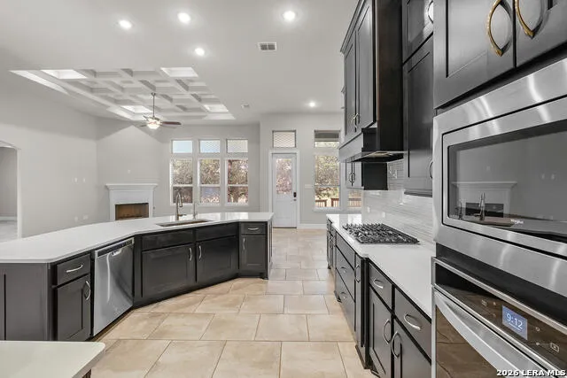 558 James Way Castroville, TX 78009