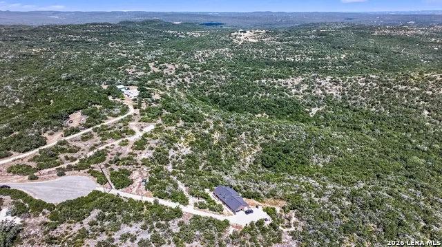 1423 County Road 2744 Mico, TX 78056