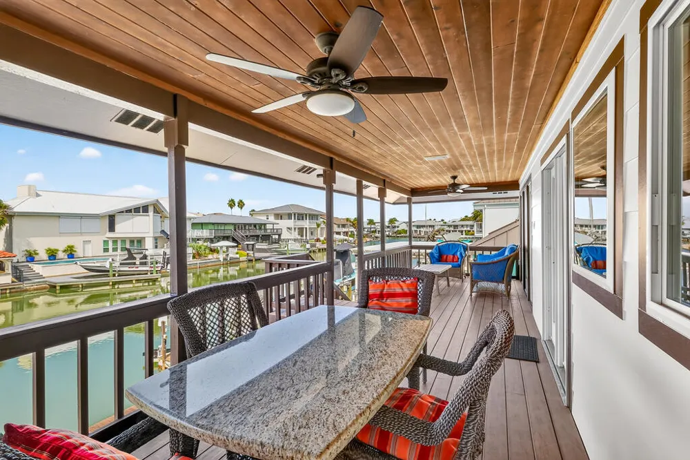 2 Spoonbill Rockport, TX 78382