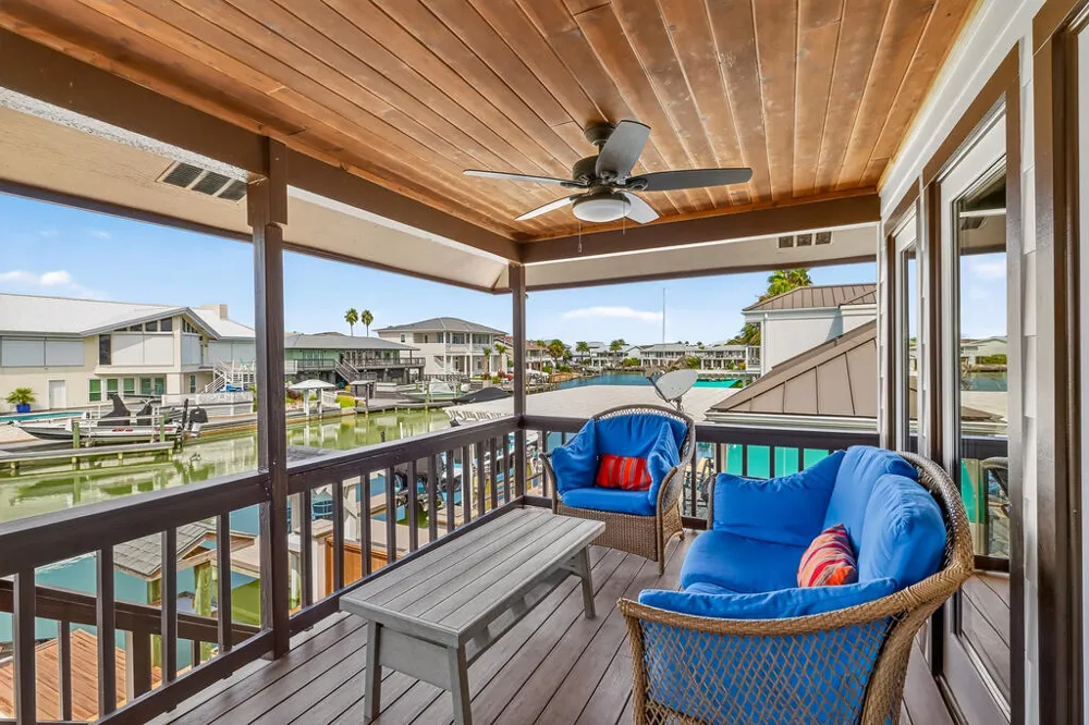 2 Spoonbill Rockport, TX 78382