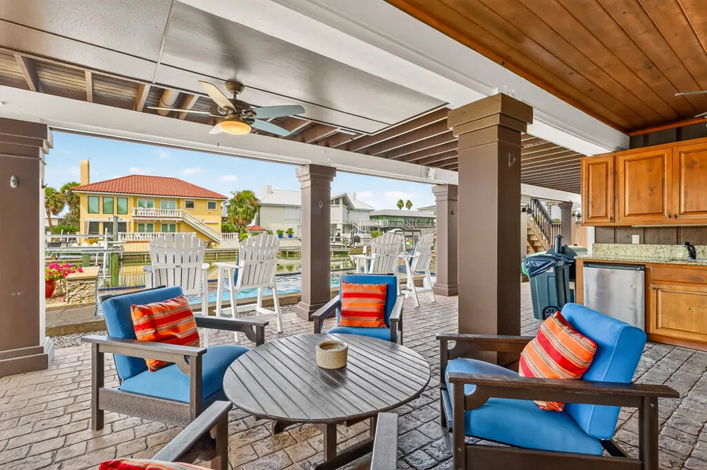 2 Spoonbill Rockport, TX 78382