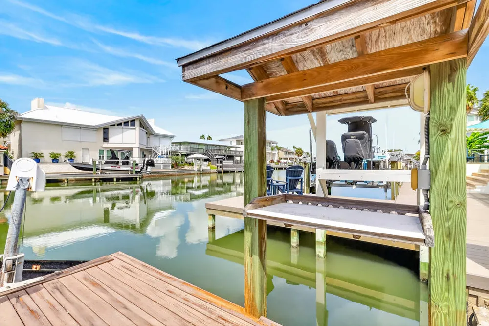 2 Spoonbill Rockport, TX 78382
