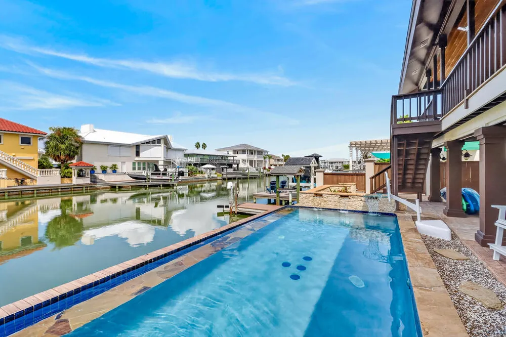 2 Spoonbill Rockport, TX 78382