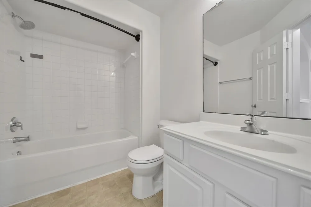 6403 Larrycrest Drive Pearland, TX 77584