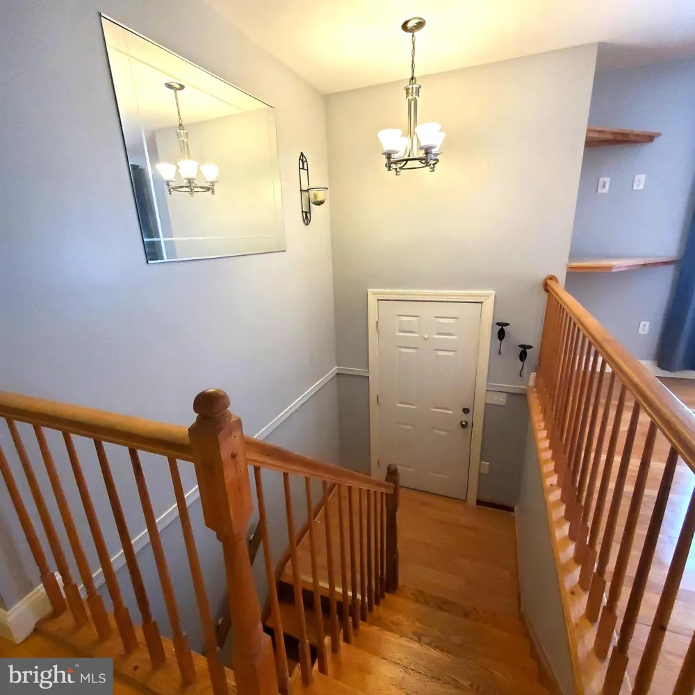 36 SNAKE LANE Hedgesville, WV 25427