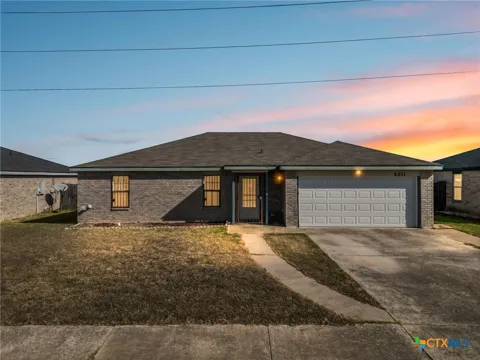 3211 Tom Lockett Drive