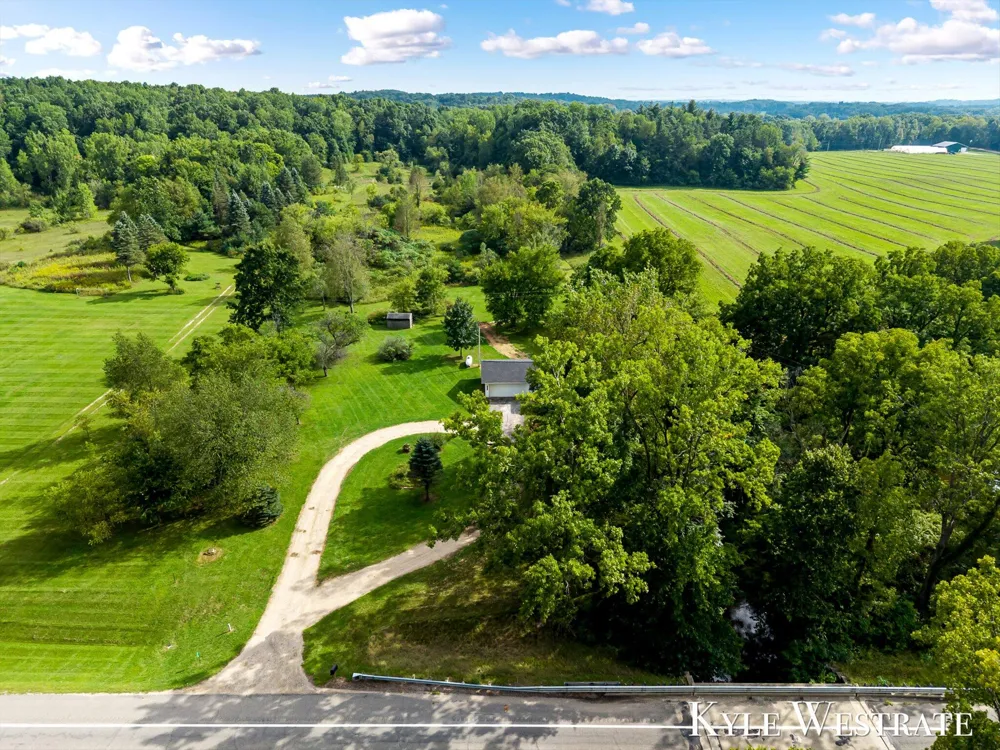 3020 E M 79 Highway Hastings, MI 49058