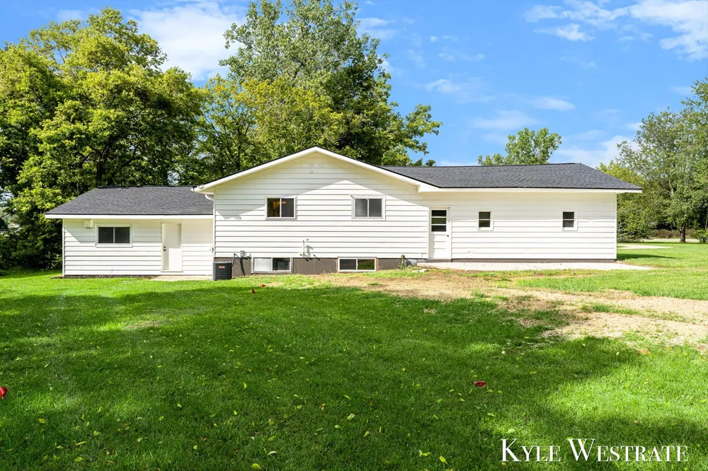 3020 E M 79 Highway Hastings, MI 49058